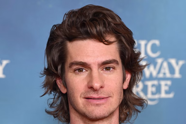 Andrew Garfield Avoue Songer à Quitter Hollywood Pour la Campagne