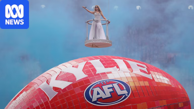 Kylie Minogue enivre le Melbourne Cricket Ground